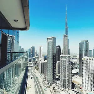 Paramount Tower And Residences With Infinity Sky Pool , Dubai United Arab Emirates
